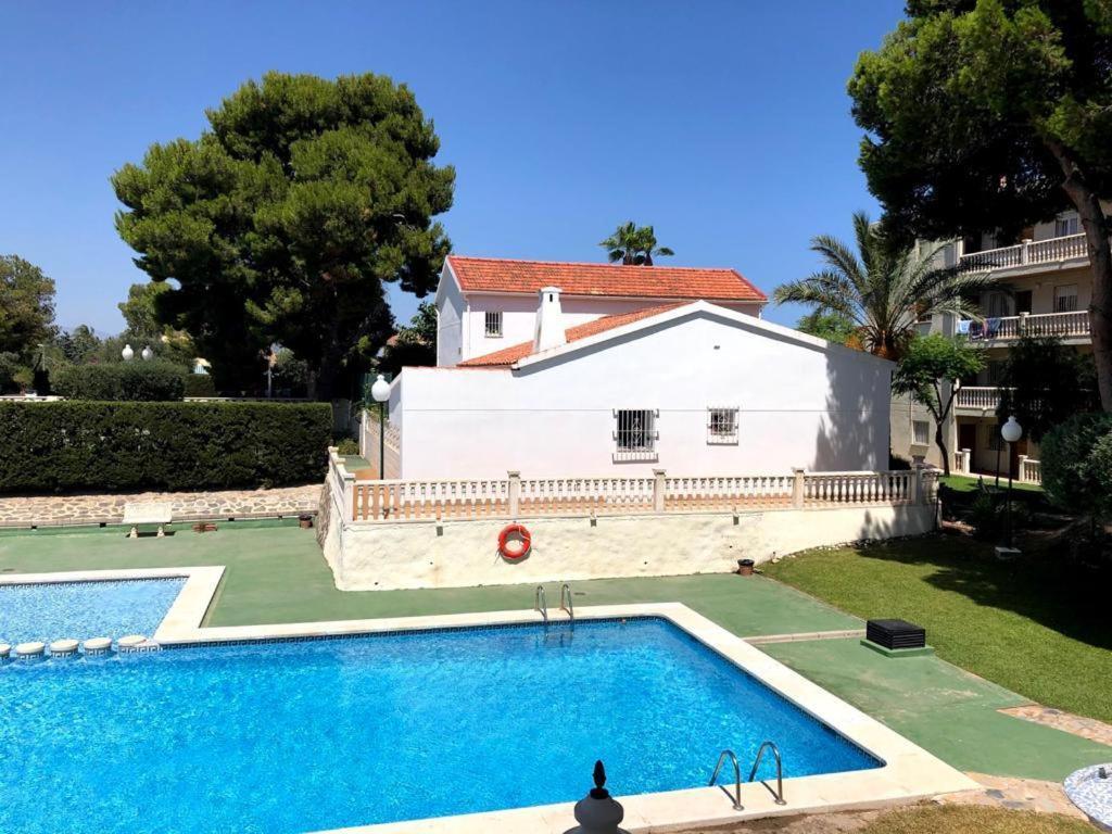 Apartamento Con Piscina Y Parking El Campello Exteriör bild