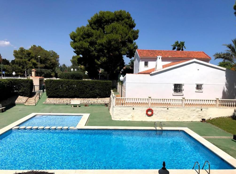 Apartamento Con Piscina Y Parking El Campello Exteriör bild